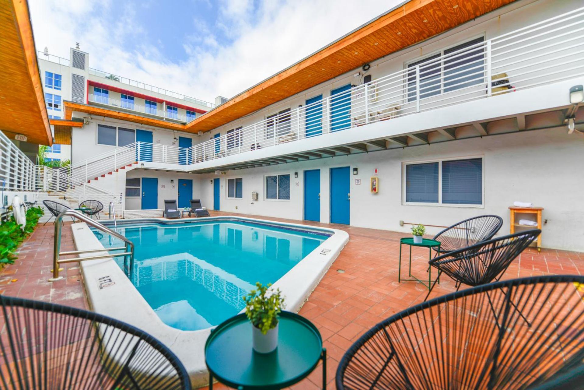 Spacious Studio With Balcony And Parking At The Beach -M46 Hollywood Exterior photo